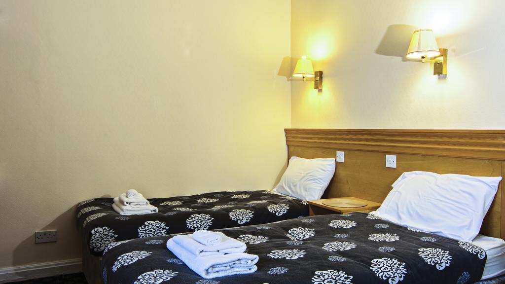 The Miners Arms Hotel ลีดส์ ภายนอก รูปภาพ